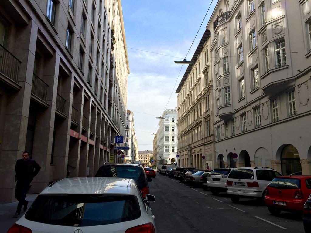 Heart Of Vienna "Opera House" Studio Exterior foto